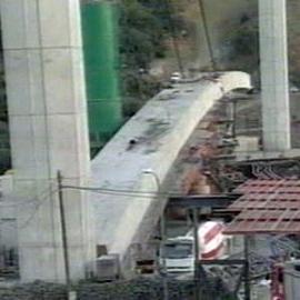 La Ministra de Fomento garantiza "total transparencia en el accidente del viaducto de Almuñécar"