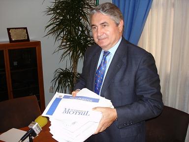El alcalde de Motril anuncia que en 2006 se destinarán 26 millones de euros para inversiones