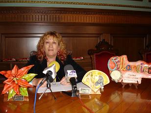 Pilar Benítez destaca la implicación de los motrileños en el programa de actividades de Navidad