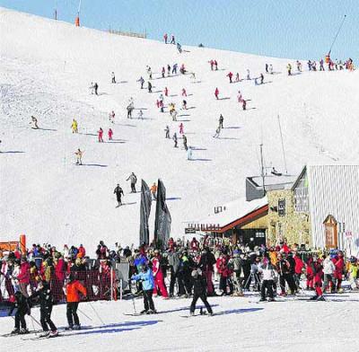 Sierra Nevada comienza el 1 de diciembre la temporada con 7,5 kilómetros esquiables
