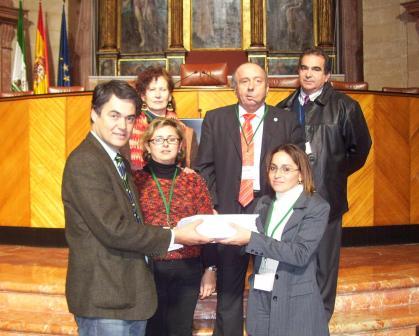 El alcalde de Motril reivindica especialidades médicas en el parlamento andaluz