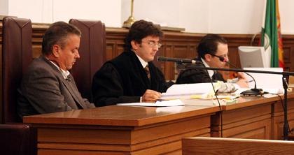 El alcalde de Almuñécar asegura que actuaba dentro de la legalidad más absoluta