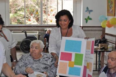 El programa Junto convivimos fomenta el intercambio intergeneracional en la Residencia de San Luis