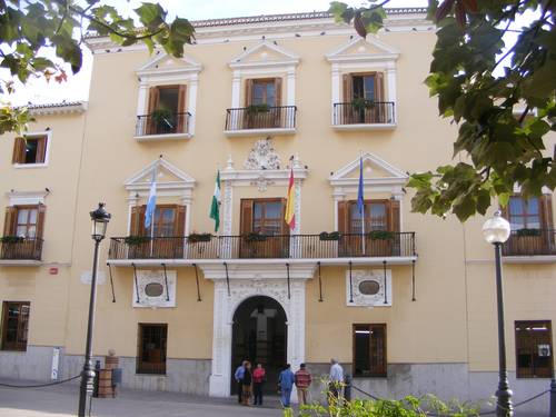 Motril promueve la cooperación educativa a través de la firma de un convenio con la Universidad de Almería