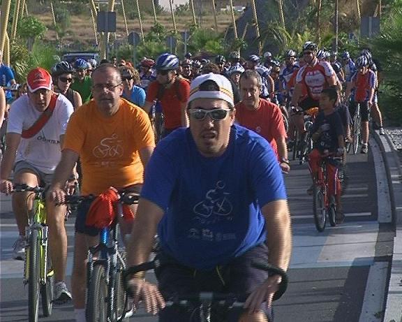 Más de 300 participantes se dieron cita para formar parte de la fiesta de la bicicleta en Motril