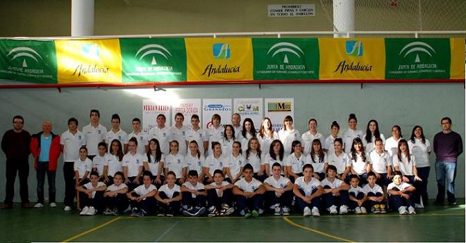 El Club Independiente Voleibol Motril presenta a sus equipos de infantil, cadete y juvenil