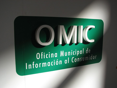 La OMIC de Salobreña ha atendido demandas referidas a telefonía móvil,  internet o mal servicio en comercios