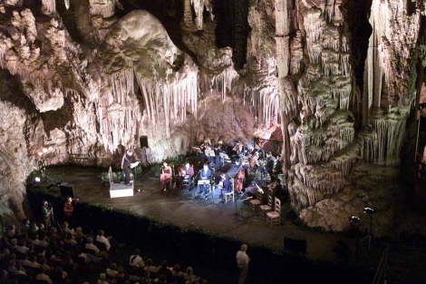 Alumnos de Almuñécar irán a los festivales de las Cuevas de Nerja
