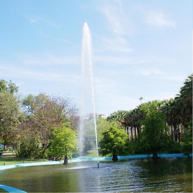 Se instala un géiser en el parque de Los Pueblos de América. El ayuntamiento ahorra 1.000 euros anuales en agua