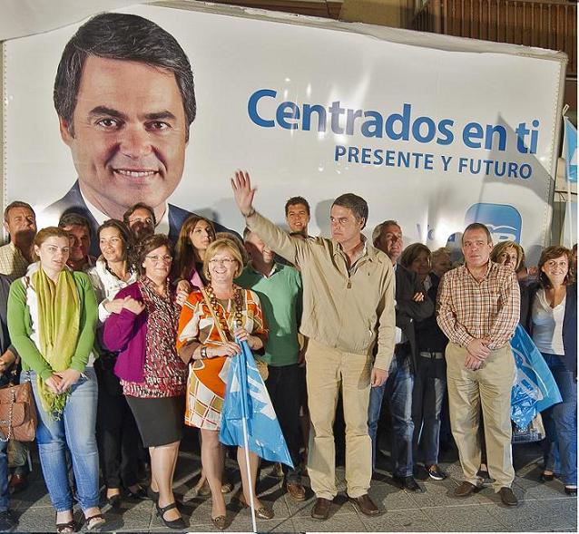 Carlos Rojas (PP) : "Centrados en tí. Presente y futuro"