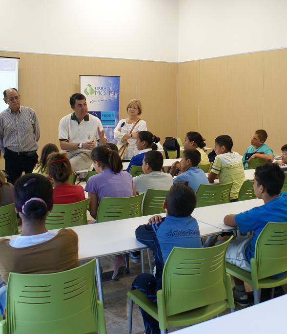 Los centros escolares de Varadero y Santa Adela celebran el Día de Europa