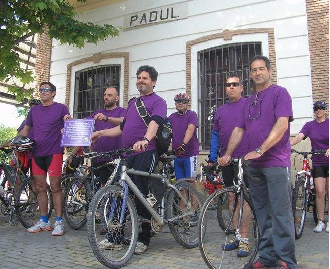 Felipe Villa y Angel Coello en la bajada en bicicleta Padul-Motril