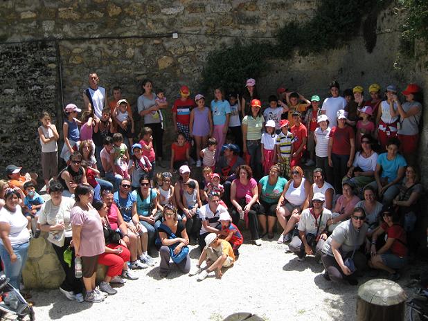 Casi 300 personas viajan al Castillo de la Mota con motivo del Día Internacional de la Familia