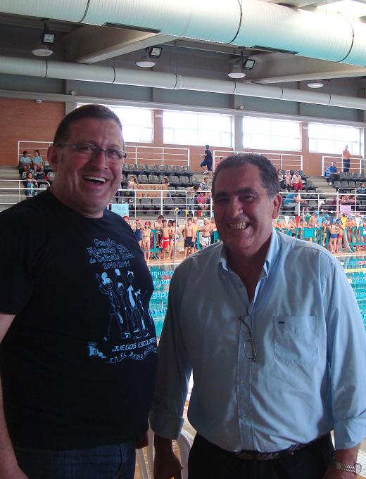 La segunda jornada de los Juegos Escolares en el Medio Acuático congrega siete colegios más en la piscina
