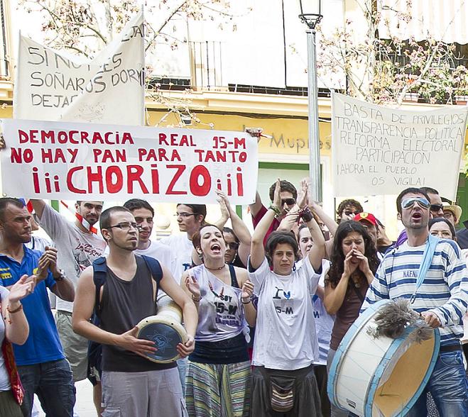 Sale de Motril la marcha indignada con destino a la Puerta del Sol