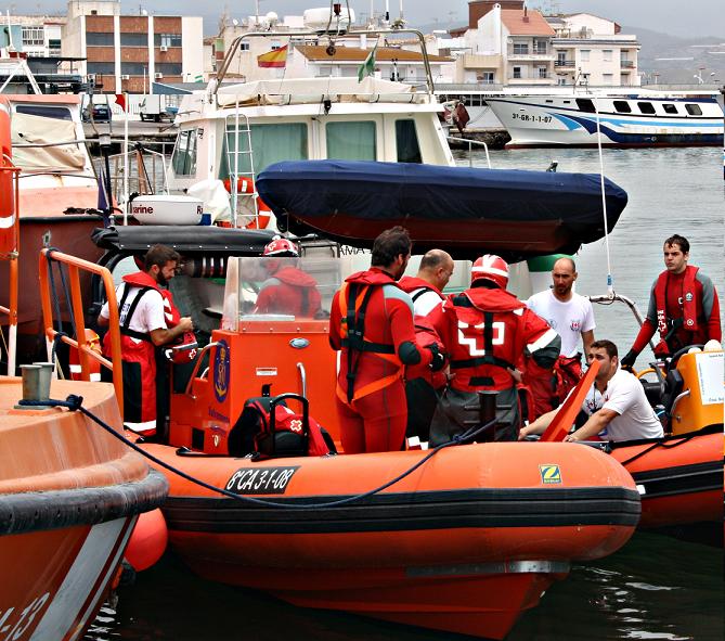 Las Jornadas de Seguridad y Supervivencia en el Mar finalizan con el simulacro de un rescate
