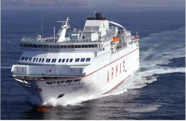 El Ferry  'Volcán de Timanfaya' llega este lunes a Melilla para las pruebas de atraque