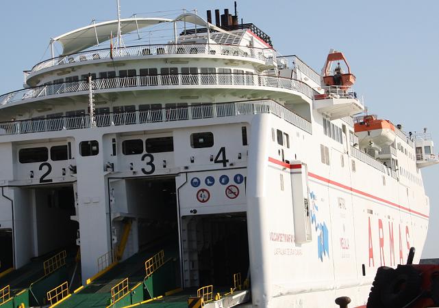 Este miércoles el Ferry Volcán de Timanfaya hará su viaje inaugural Motril-Melilla-Motril