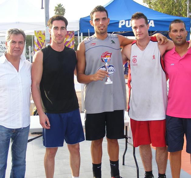 La 2ª Copa Puleva 3X3 de Baloncesto ofrece un emocionante espectáculo en Playa Poniente