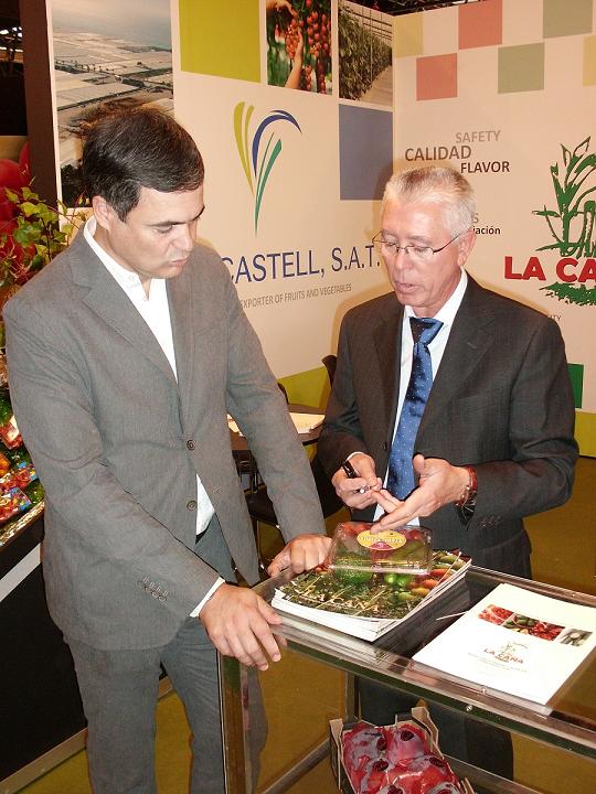 Las visitas institucionales protagonizan la primera jornada de La Caña en Fruit Attraction 2011