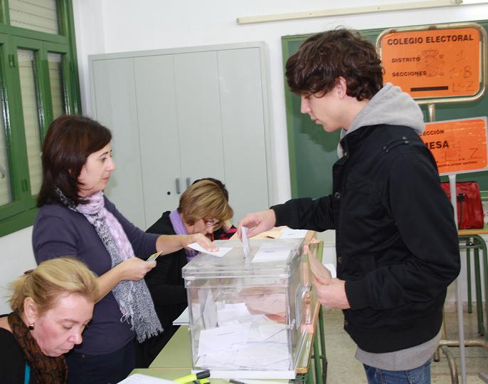 Normalidad en la constitución de las mesas electorales en Andalucía