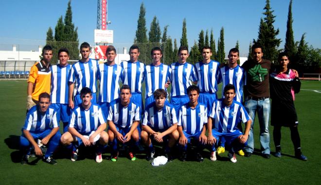 El partido de juveniles Motril CF y Granada CF en el Escribano Castilla