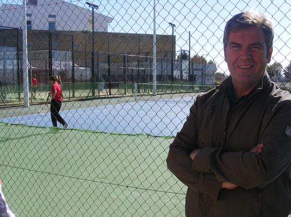La segunda jornada del III Circuito Municipal de Tenis reúne a 70 jugadores de toda la comarca