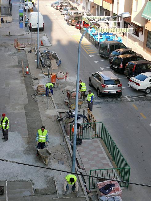 El PSOE Almuñécar advierte que los trabajadores municipales no cumplen con la normativa de prevención de riesgos laborales