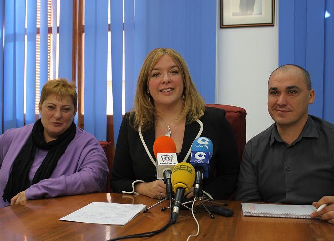 El PSOE plantea la integración de los trabajadores de la empresa EMUVIMO como personal del Ayuntamiento, tal como se hizo en el Patronato de Turismo