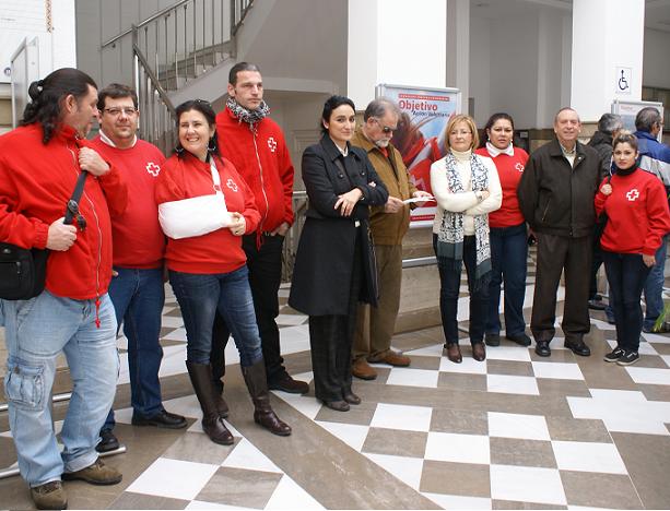 Cruz Roja inaugura una exposición fotográfica en torno al valor social del voluntariado
