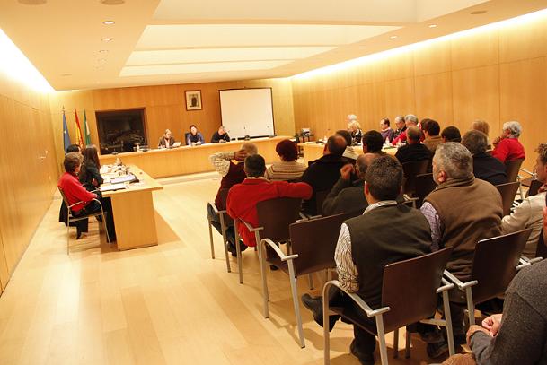 El Ayuntamiento de Órgiva solicita a Diputación el arreglo de los accesos a Olías y Fregenite