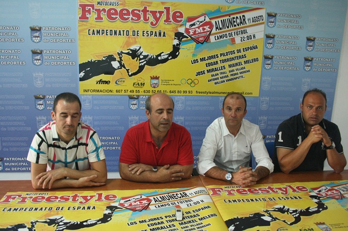 Almuñécar acoge la penúltima prueba del Campeonato de España de Freestyle MX 2012