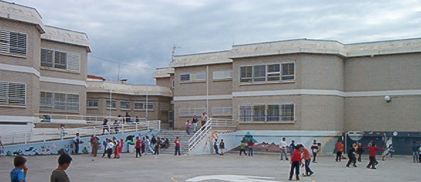 Desalojados dos colegios en Salobreña por las fuertes lluvias