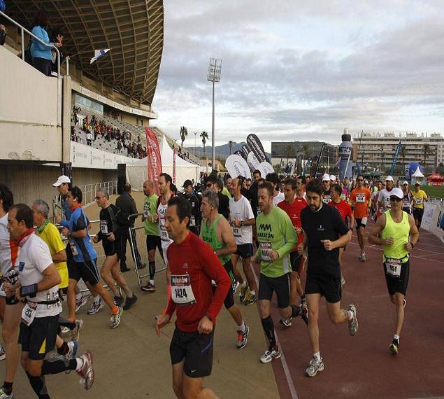 Los corredores J.Jerónimo, Moreno, Labrador y Alonso, participaron en la Maratón de Málaga