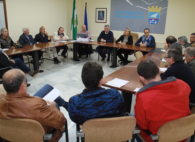 La Asociación de Chiringuitos de la Costa Tropical se reunión en Almuñécar para  preparar la asamblea anual del  sector