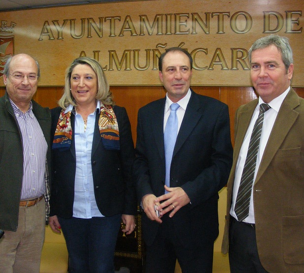 La Diputación coordina la promoción del Patronato de Turismo con la Costa Tropical