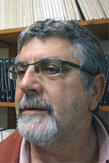 Miguel Ávila Cabezas presenta su libro "La luz adentro. Antología vital (1996-2012)