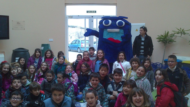 Alumnos del Colegio de Torrecuevas visitaron la planta de residuos de Alhendín invitados por la Concejalía  de Medio Ambiente