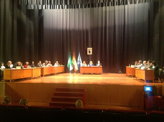 Almuñécar aprueba el presupuesto municipal para 2013  de  32.2 millones de euros