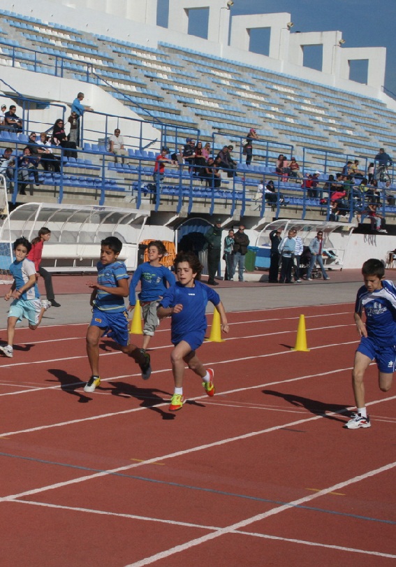 El municipio sexitano celebra los I Juegos Escolares de Atletismo