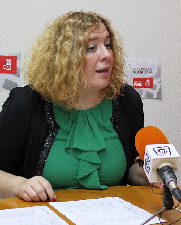 Flor Almón acusa a la alcaldesa de Motril de permitir el corte de la luz en las oficinas del Grupo de Desarrollo Pesquero para que no puedan trabajar