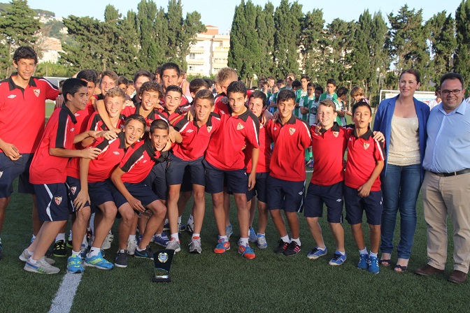 Sevilla gana el Torneo Infantil de Fútbol 11 de La Herradura