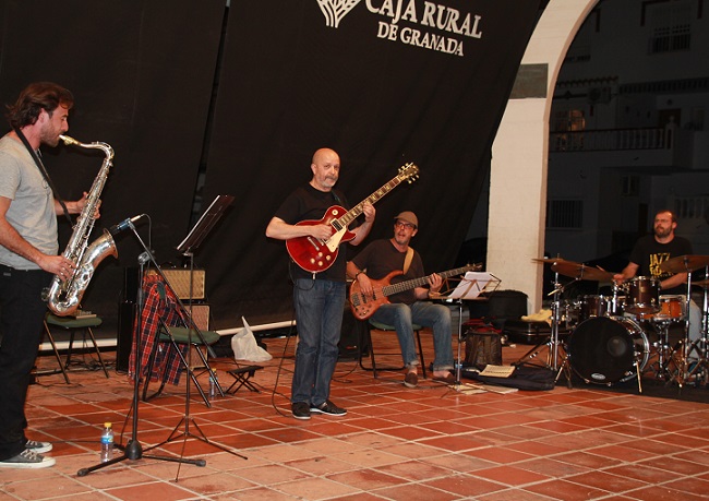 Ron Quartet  ofreció un interesante concierto de Jazz  en La Herradura