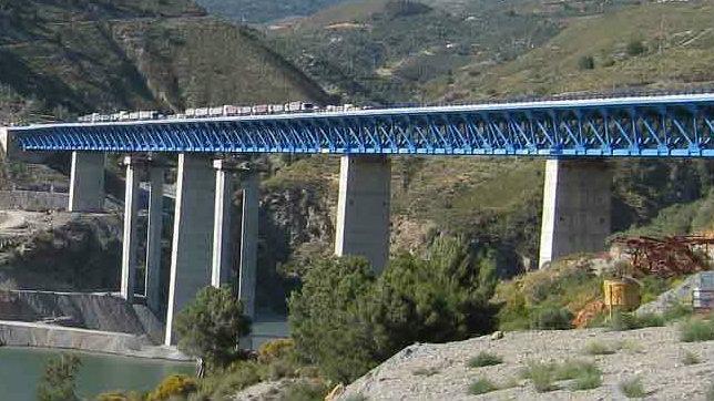 Desde septiembre se cortará la autovía Motril-Granada para reparar el viaducto de Rules