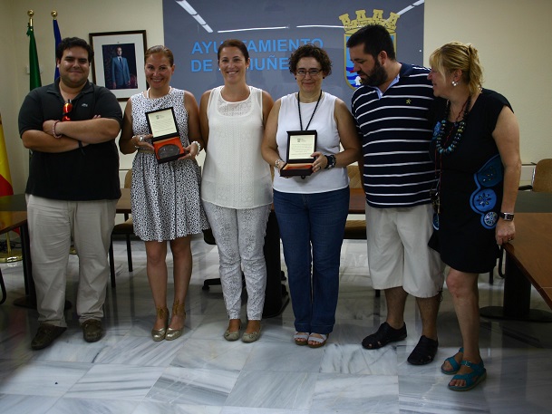 Las ganadoras del concurso de blog gastronómico reciben sus premios
