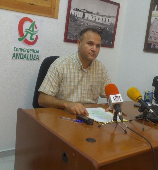 "El equipo de gobierno no pone en funcionamiento las mociones que se aprueban" por Salvador Alcalde (CA)