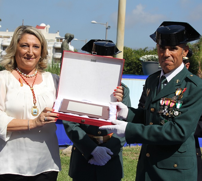 Almuñécar  rindió  homenaje al Guardia Civil sexitano Juan Castillo Peralta