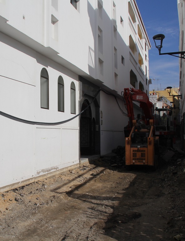 Esta semana han comenzado las obras de rehabilitación de la calle sexitana  Horno Pan de Cocer