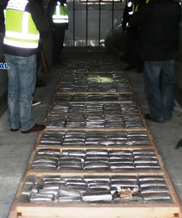 La Policía Nacional incauta más de media tonelada de hachís oculta en el doble fondo de un tráiler