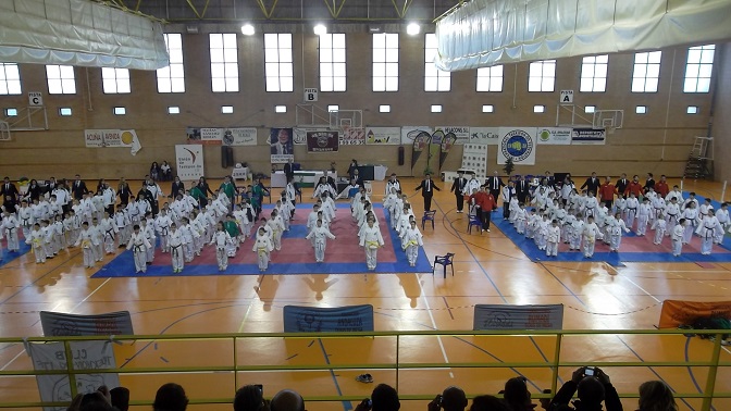 Medallas de oro y plata para el Club Deportivo Taekwondo Do en II Open Infantil Berja